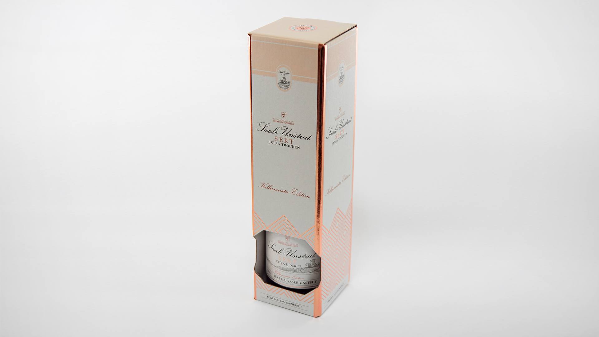 Saale-Unstrut Saale-Freyburg Sekt Champagne Bubbly Sparkling Wine Paper Box Giftbox Packaging Bottle Rosé Rose Gold UV-Laque UV Finish Shiny UV-Coating